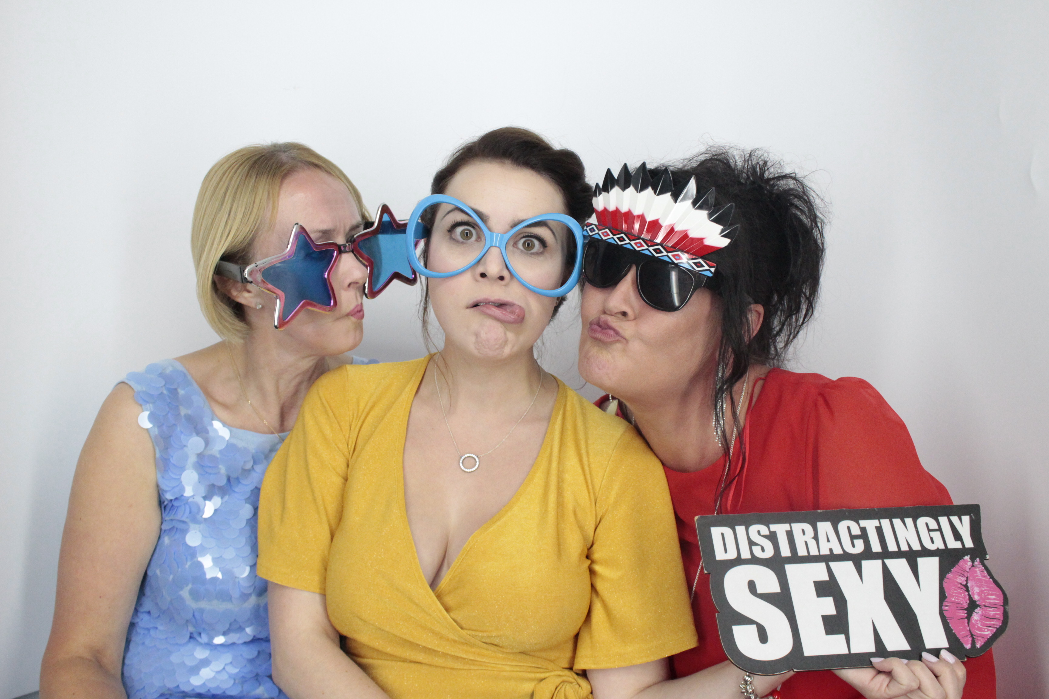 Kim & Andy's Wedding | View more photos from the event at gallery.myphotoboothexperience.co.uk/u/MyPhotoBoothExperienceLtd/Kim-Andys-Wedding